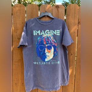 Imagine John Lenon T-shirt size Large by Hard Rock Cafe.
